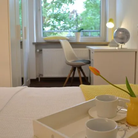 Modernes Mit Balkon & Kostenlosem Parkplatz * Munique