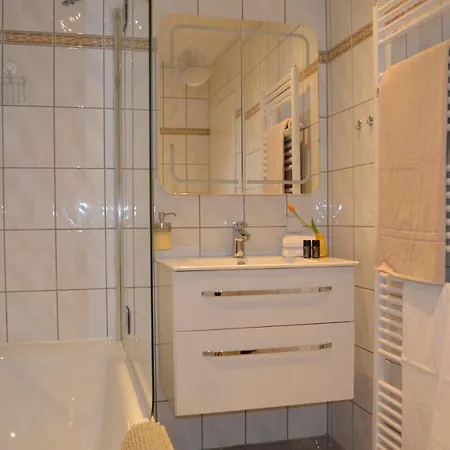 Apartamento Modernes Mit Balkon & Kostenlosem Parkplatz Munique