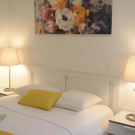 Gemuetliches Und Modernes In Gruenen Top-lage Munster (North Rhine-Westphalia)