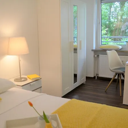 Apartamento Modernes Mit Balkon & Kostenlosem Parkplatz