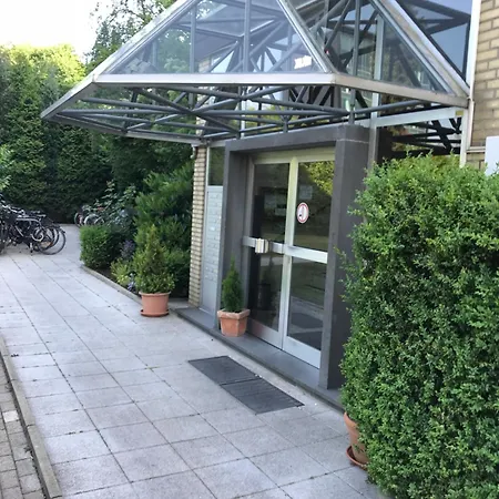 Modernes Mit Balkon & Kostenlosem Parkplatz * Munique
